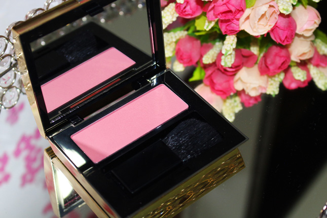 Resenha: Blush Malva bisotê Avon