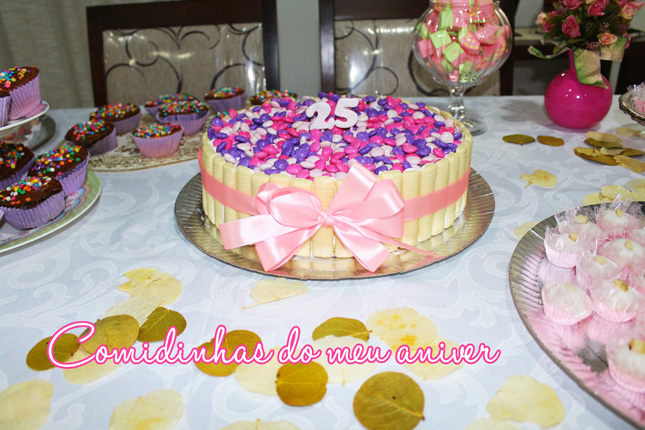 bolo de abacaxi para aniversario