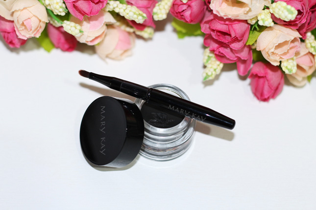 Resenha: delineador em gel Mary Kay preto